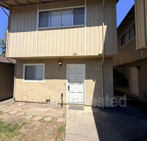 979 Marlene St — Photo 18
