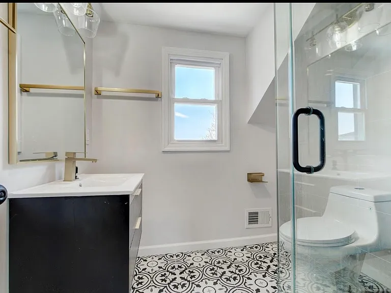120 Alabama Ave #2 — Photo 2