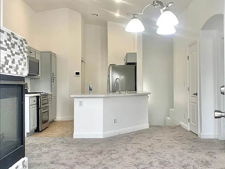 8710 Horizon Wind Ave #101 — Photo 3