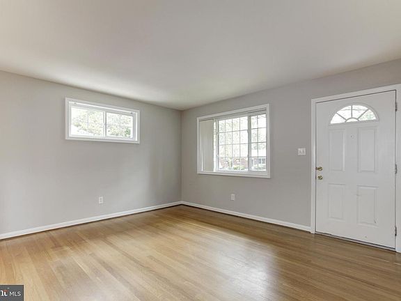 5th image of 4615 Creek Shore Dr