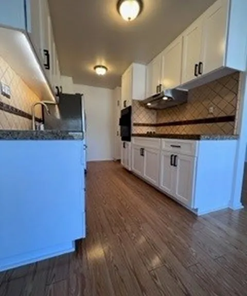 6000 Canterbury Dr #207 — Photo 8