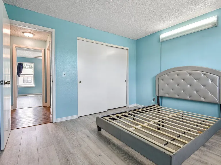 8218 Washington St #6 — Photo 16