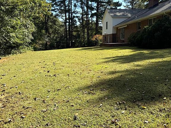 5th image of 5381 Strawberry Ln