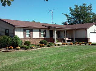 9336 Sylvania Petersburg Rd, Ottawa Lake, MI 49267
