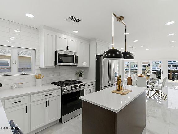 3rd image of 48 Lake Michigan Drive