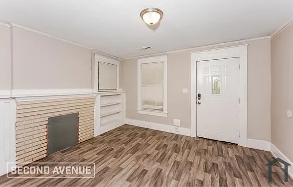 2908 Avenue I — Photo 2