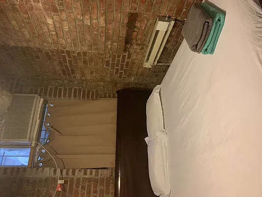 Rented by Flatiron Real Estate Advisors LLC | media 2