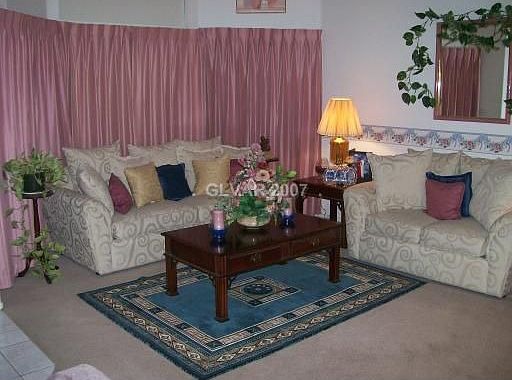 4th image of 4851 Los Amigos Cir