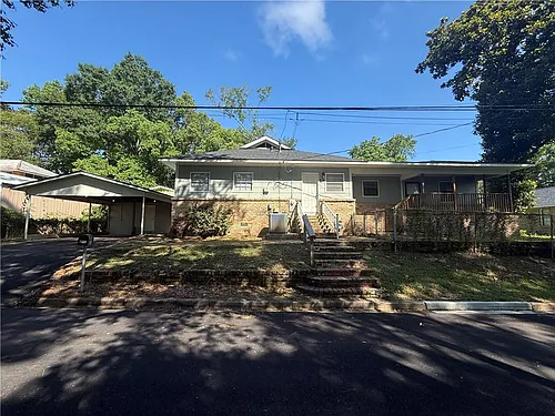 314 1st St Photo 1
