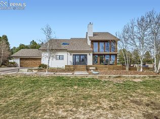370 E Stirrup Trl, Monument, CO 80132