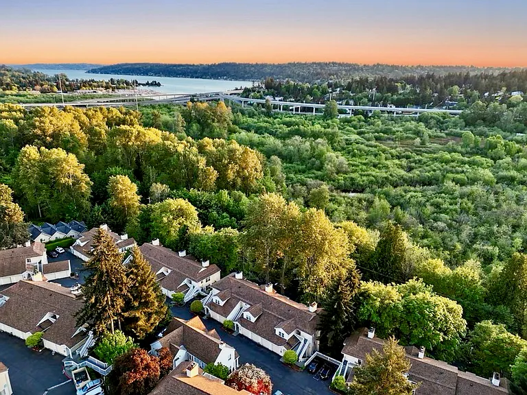 Quiet, peaceful, and safe neighborhood
