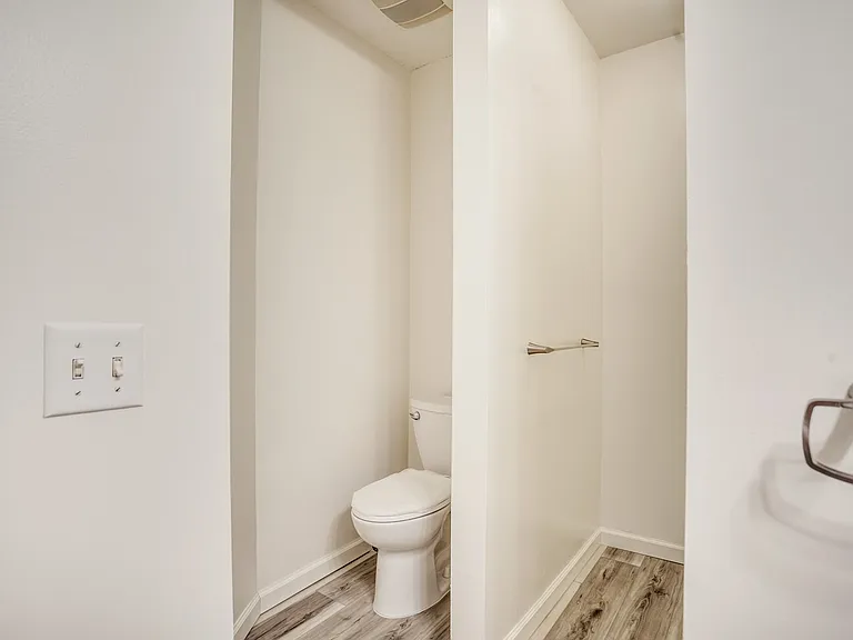 2713 Fremont Ave S #3 — Photo 21