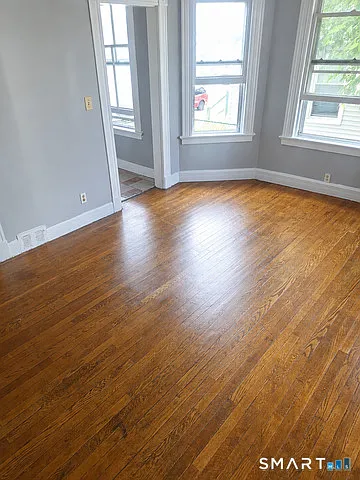 170 Franklin St #1 — Photo 8