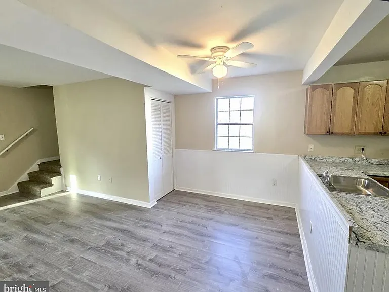 525 Blackbird Dr — Photo 3