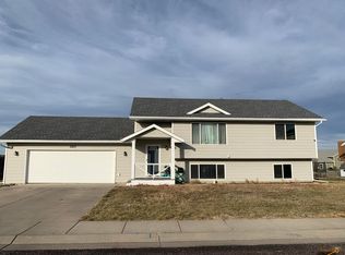320 Grandeur Ln, Box Elder, SD 57719