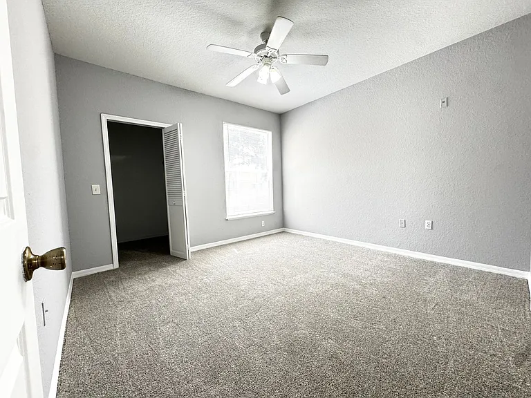 1100 Lake Shadow Cir #2204 — Photo 8