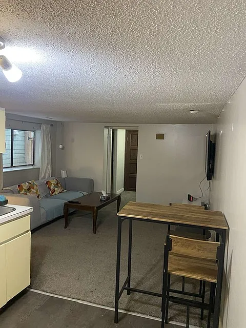 1 bed, 600 sqft, $1,600 — Photo 2