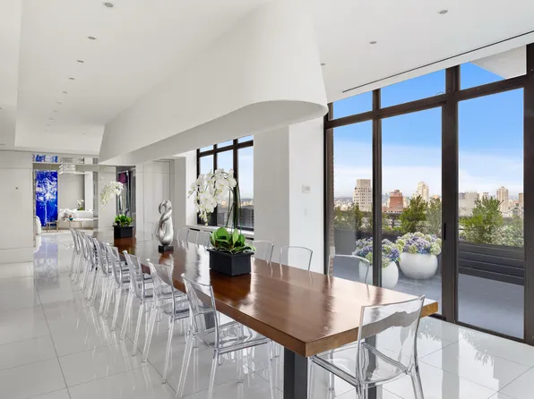 422 East 72nd Street image 7 of 22