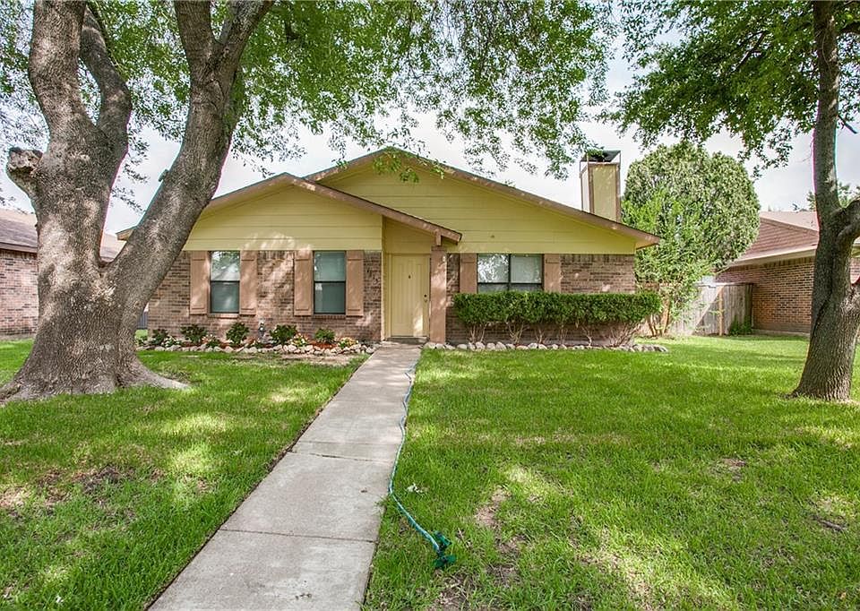 1st image of 1213 Frio Ln