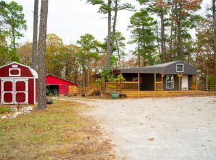 765 Passion Play Rd, Eureka Springs, AR 72632