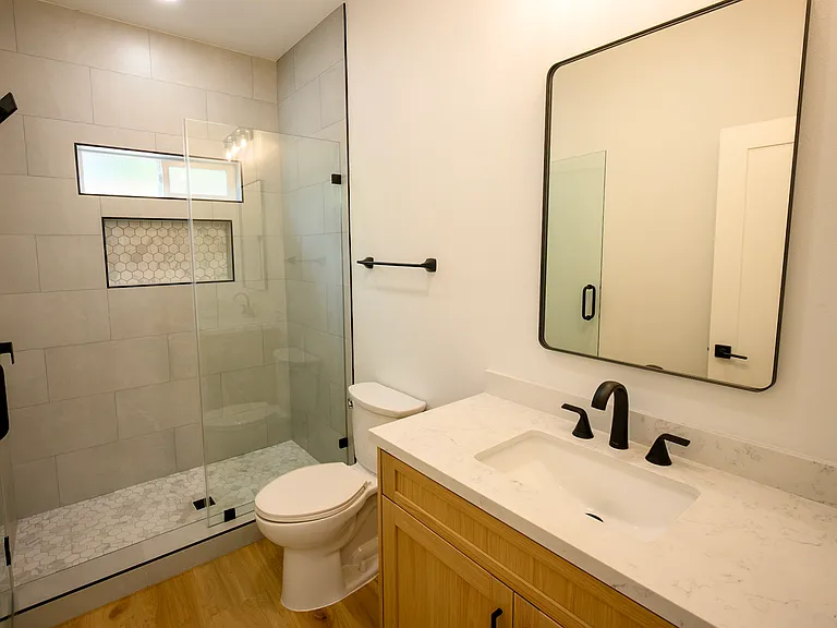 3107 W Coolidge Ave #C — Photo 4