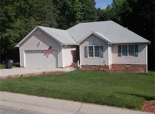 9412 Lockberry Ridge Loop, North Chesterfield, VA 23237