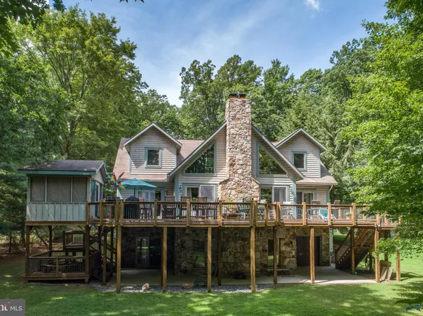 121 Poland Ln, Swanton, MD 21561