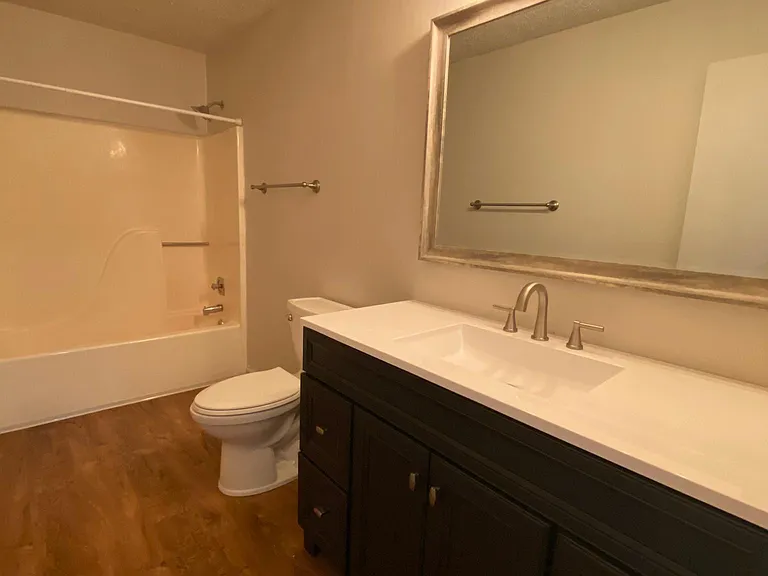 1822 Meadowland Ln #C — Photo 9