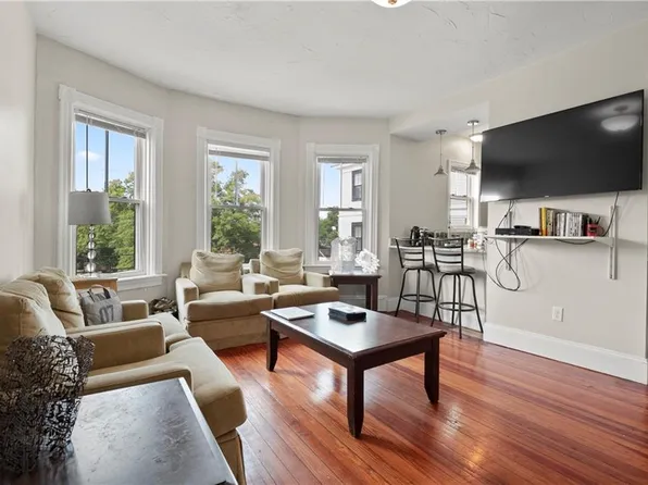 71 Olney St #1, North Providence, RI 02904