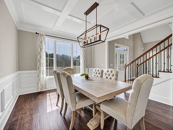 5th image of 1096 Hermitage Pond Rd