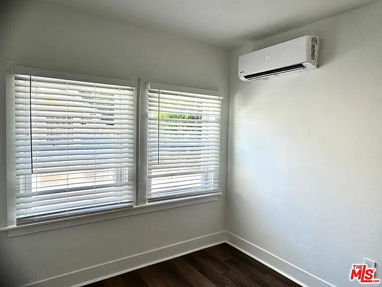 5724 La Mirada Ave — Photo 12