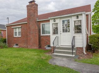 123 Edgecomb St, Albany, NY 12209