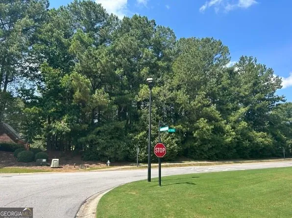 430 Winged Foot Dr, McDonough, GA 30253