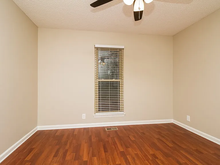 1119 Falling Tree Ct — Photo 13