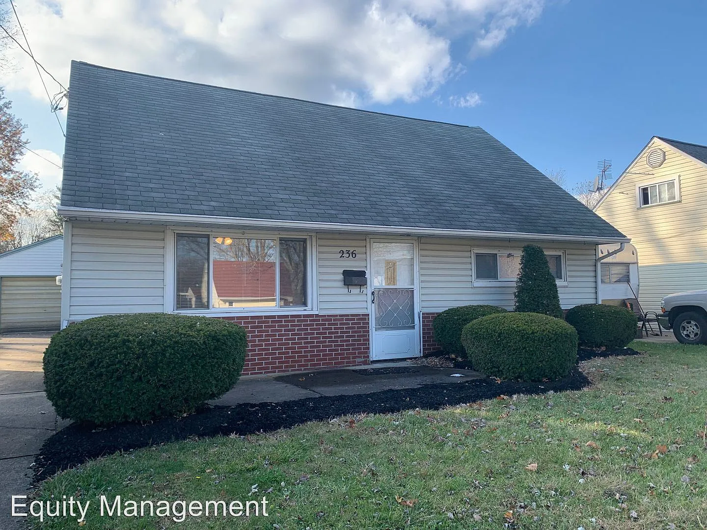 236 Idlewood Rd photo 1
