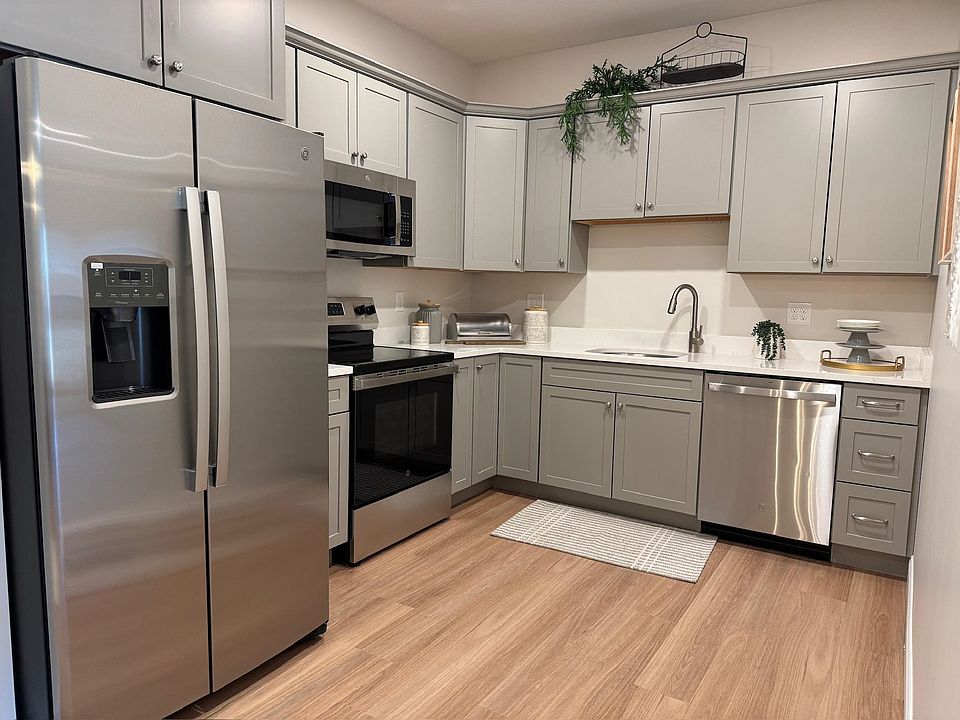 1st image of 74 Rockingham Rd #108