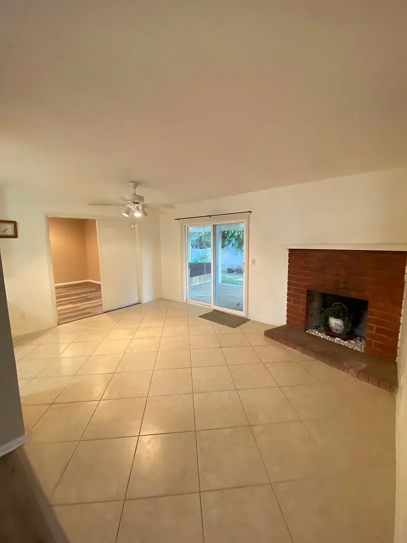 Extremely Spacious 4 Bedroom Home For Rent in the City of Orange! — Photo 2