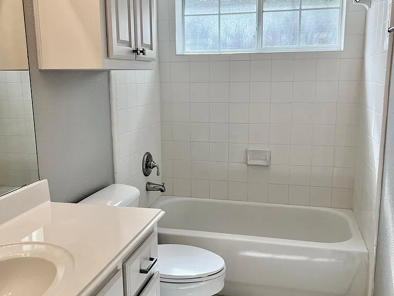 1305 Granger Dr — Photo 10