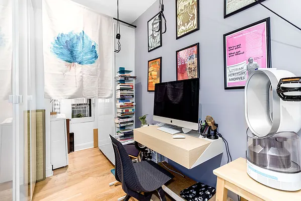 Sold by Douglas Elliman | media 15