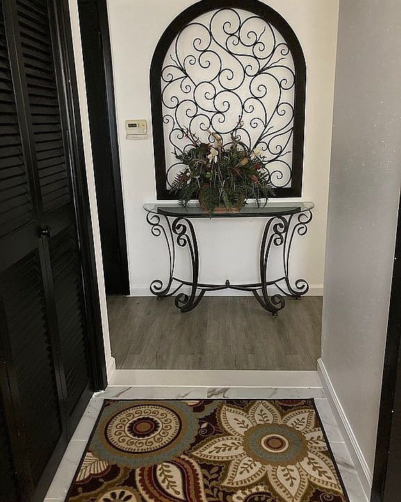 1st image of 1801 Lakeview Dr APT 304