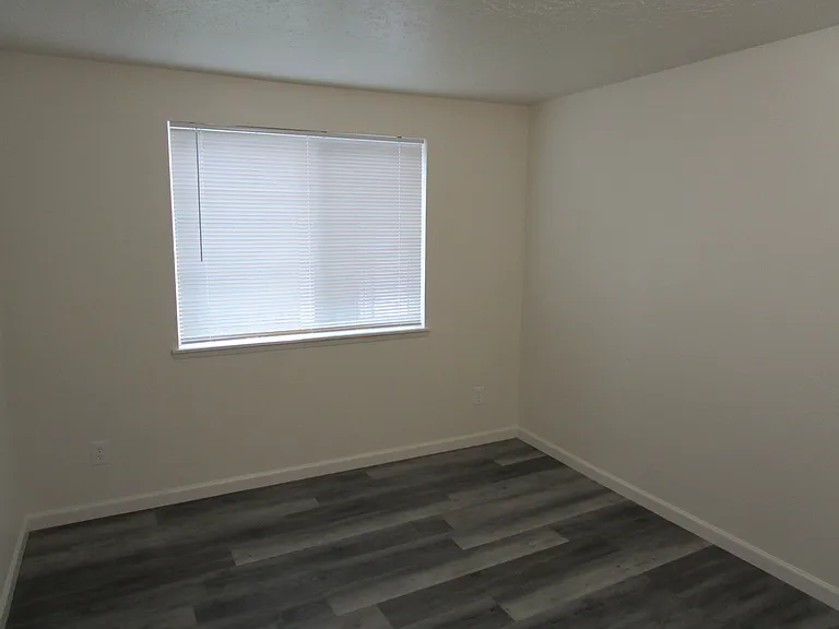 2103 SW 257th Ave — Photo 7