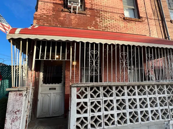 1923 N 2nd St, Philadelphia, PA 19122