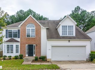 909 Avent Meadows Ln, Holly Springs, NC 27540