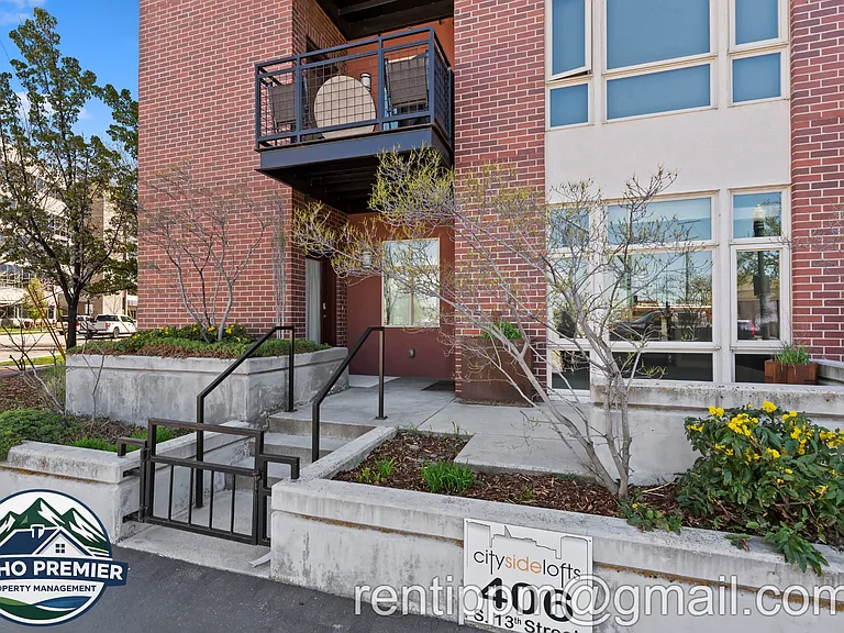 406 S 13th St #104 — Photo 4