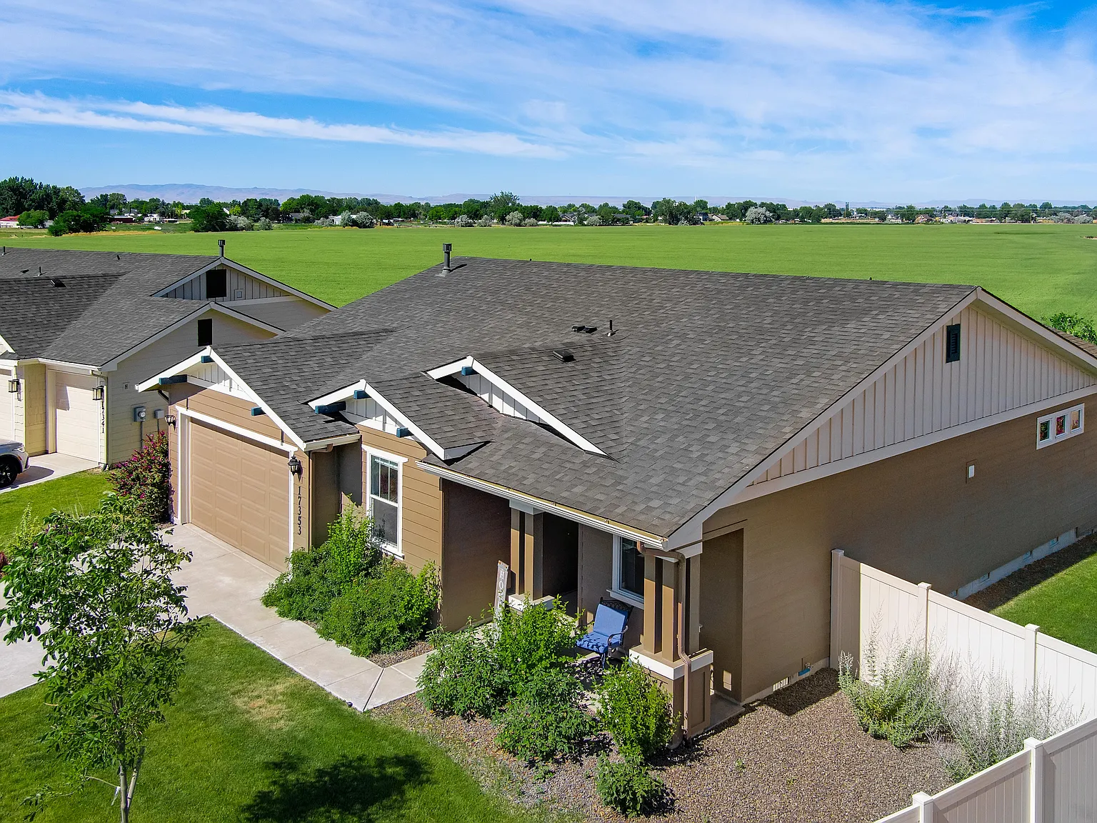 17353 N Yuma Way — Photo 2