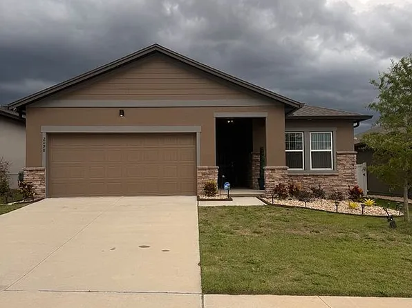 2098 Gold Dust Dr, Minneola, FL 34715