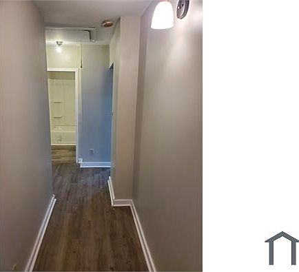 1st image of 2030 S 40th St
