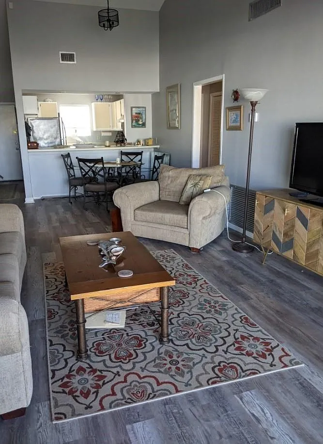 14100 River Rd — Photo 4