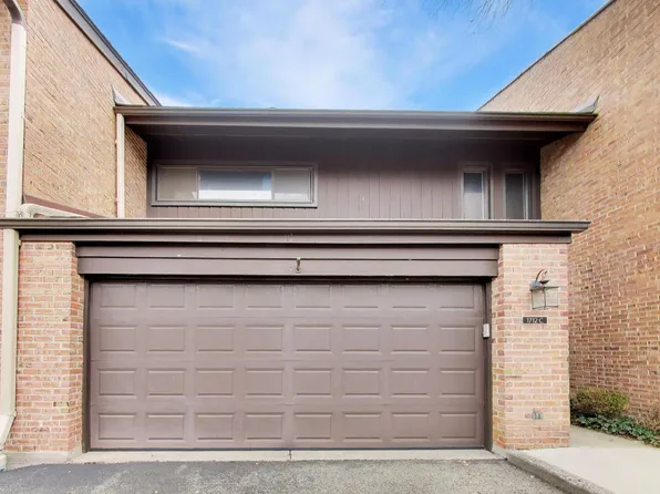 1712 Wildberry Dr Unit C, Glenview, IL 60025