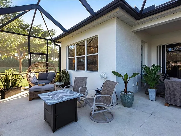 3920 Lakeview Isle Ct — Photo 38